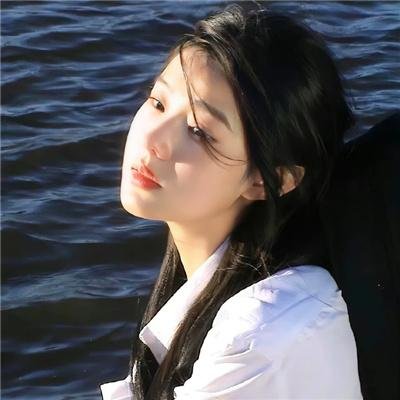 霓虹灯下的哨兵